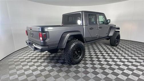 2025 Jeep Gladiator Nighthawk