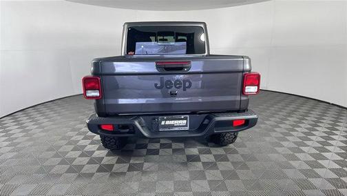 2025 Jeep Gladiator Nighthawk