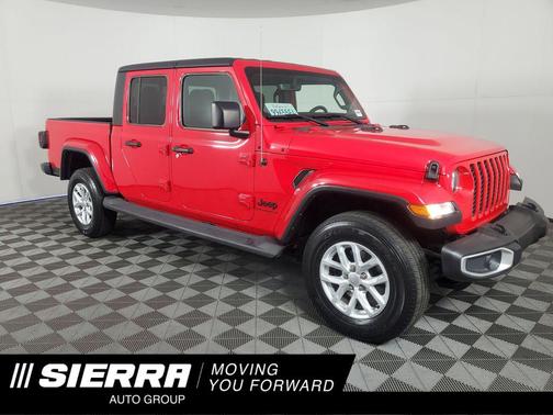 Firecracker Red Clearcoat 2023 Jeep Gladiator Sport S