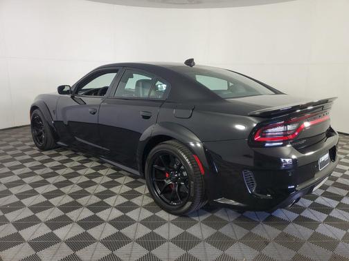Pitch Black Clearcoat 2022 Dodge Charger SRT Hellcat