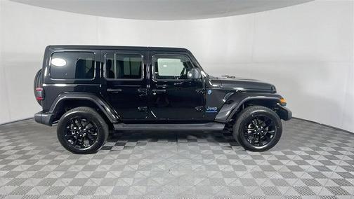 2025 Jeep Wrangler 4xe Sahara