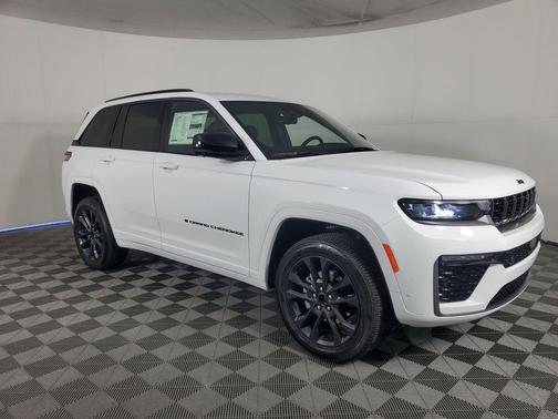 Bright White Clearcoat 2026 Jeep Grand Cherokee Limited