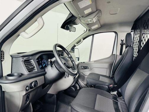 Oxford White 2025 Ford Transit-250 Base