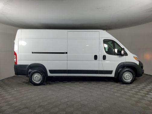 Bright White Clearcoat 2026 RAM ProMaster 2500 Tradesman
