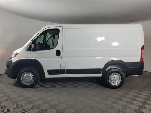 2026 RAM ProMaster 1500 Low Roof