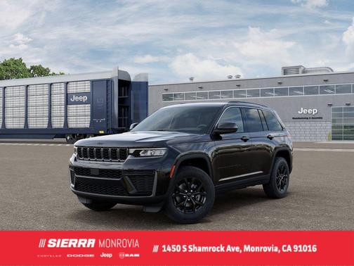 Diamond Black Crystal Pearlcoat 2026 Jeep Grand Cherokee Altitude