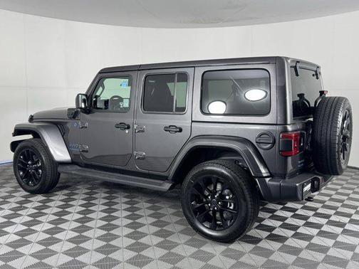 2025 Jeep Wrangler 4xe Sahara