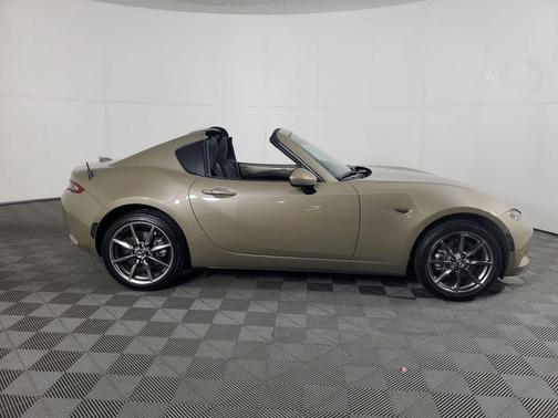 2023 Mazda MX-5 Miata RF Grand Touring
