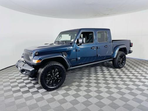 2025 Jeep Gladiator Nighthawk