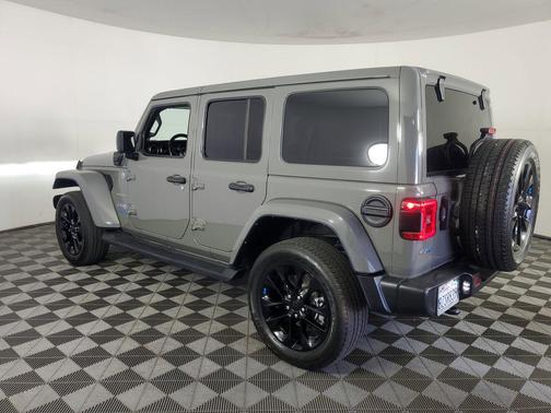 Sting-Gray Clearcoat 2021 Jeep Wrangler Unlimited 4xe Sahara