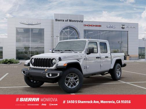 Bright White Clearcoat 2026 Jeep Gladiator 85th Anniversary Edition
