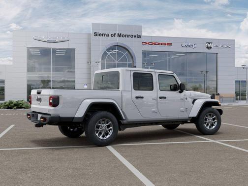 Bright White Clearcoat 2026 Jeep Gladiator 85th Anniversary Edition