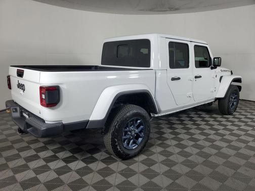 Bright White Clearcoat 2026 Jeep Gladiator 85th Anniversary Edition