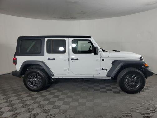 Bright White Clearcoat 2026 Jeep Wrangler Sport S