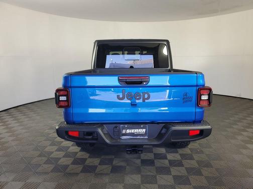 2025 Jeep Gladiator Willys