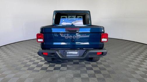 2025 Jeep Gladiator Nighthawk