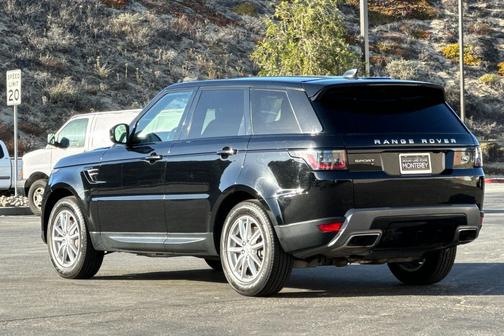 2020 Land Rover Range Rover Sport SE