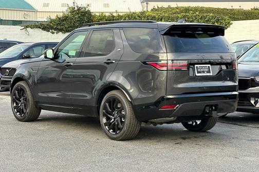 2025 Land Rover Discovery P360 Dynamic SE