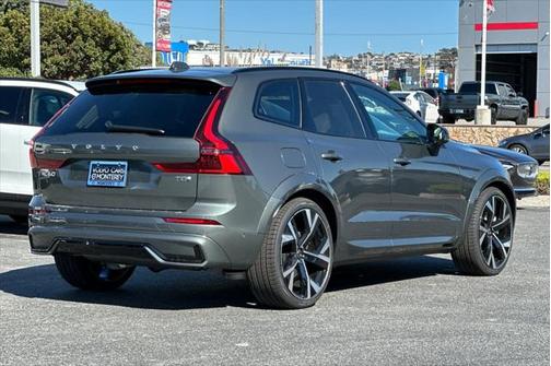 2026 Volvo XC60 Plug-In Hybrid T8 Ultra