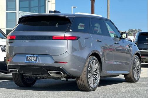 2025 Land Rover Range Rover Sport SE