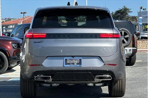 2025 Land Rover Range Rover Sport SE