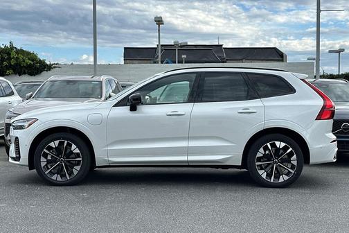 2026 Volvo XC60 Plug-In Hybrid Plus, T8 AWD Electric/Gasoline, Dark