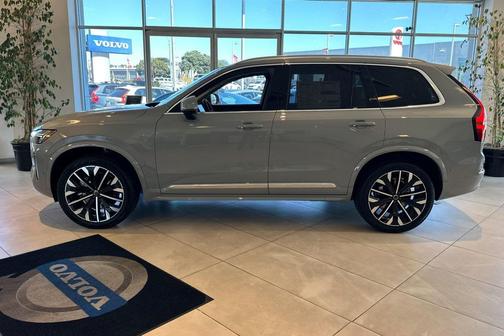 2026 Volvo XC90 B5 Ultra 6-Seater