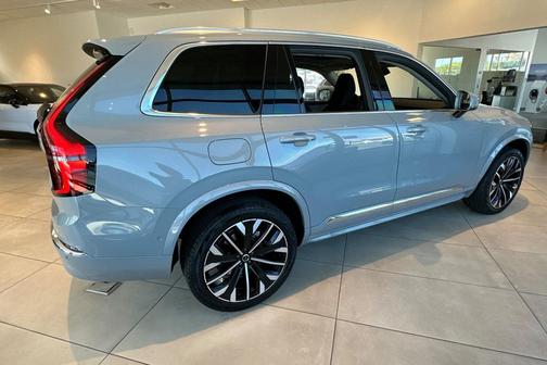 2026 Volvo XC90 B5 Ultra 6-Seater
