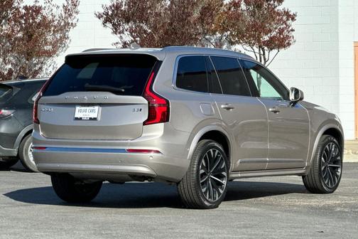 2026 Volvo XC90 B5 Ultra 7-Seater