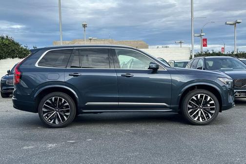 2026 Volvo XC90 B5 Plus 7-Seater