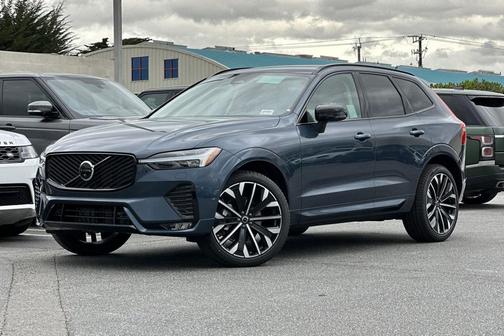 2026 Volvo XC60 B5 Ultra