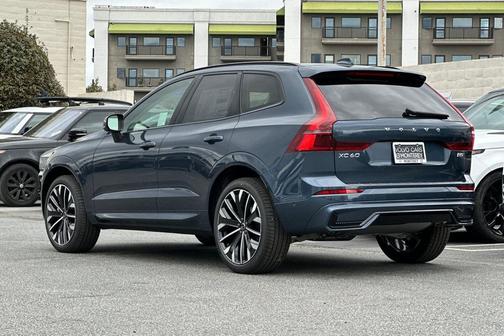 2026 Volvo XC60 B5 Ultra