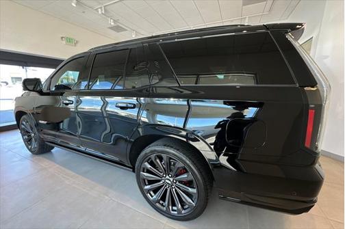2025 Cadillac Escalade V-Series