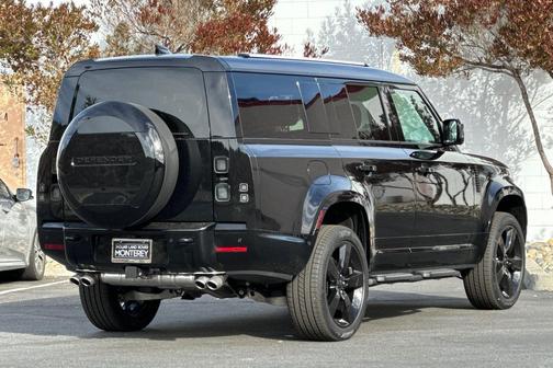 2026 Land Rover Defender V8