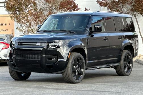 2026 Land Rover Defender V8