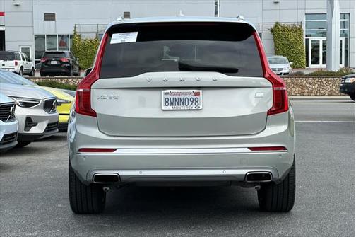 2021 Volvo XC90 Recharge Plug-In Hybrid T8 Inscription 7 Passenger