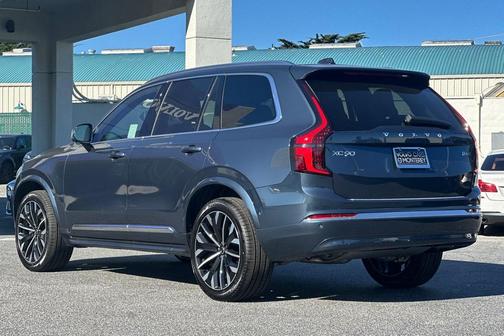 2026 Volvo XC90 B6 Plus 7-Seater