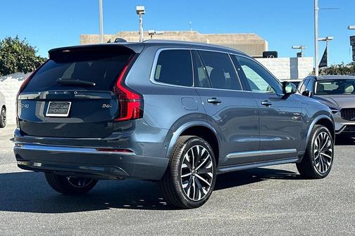 2026 Volvo XC90 B6 Plus 7-Seater