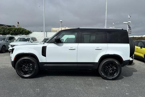 2025 Land Rover Defender 110 P300
