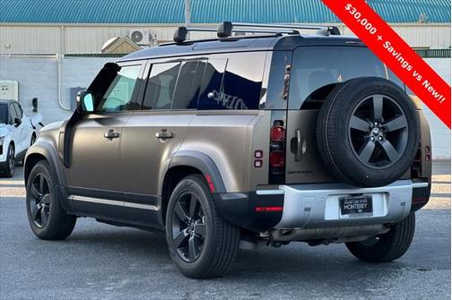 2023 Land Rover Defender 110 SE