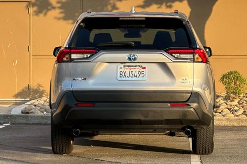 2021 Toyota RAV4 Hybrid LE