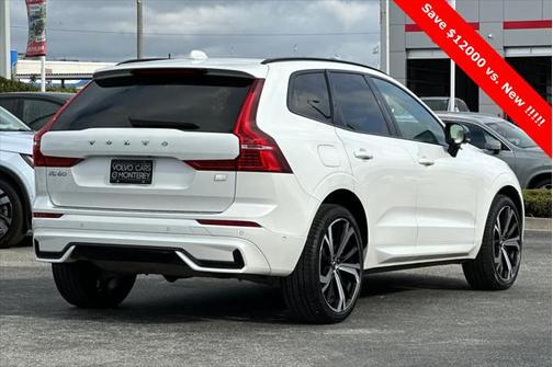 2024 Volvo XC60 Recharge Plug-In Hybrid T8 Ultimate Dark Theme