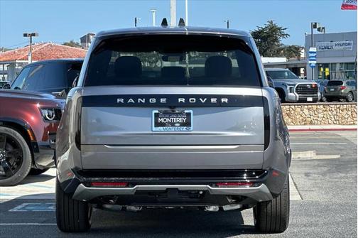 2025 Land Rover Range Rover P400 SE