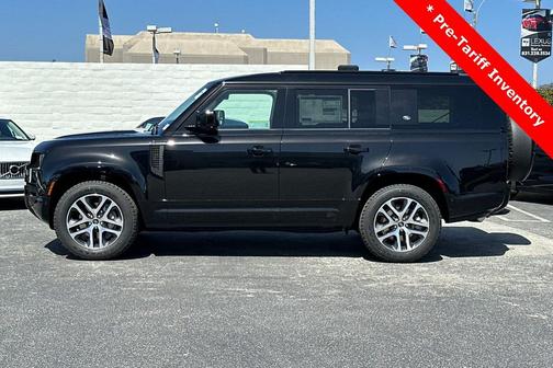 2024 Land Rover Defender 130 P400 X-Dynamic SE