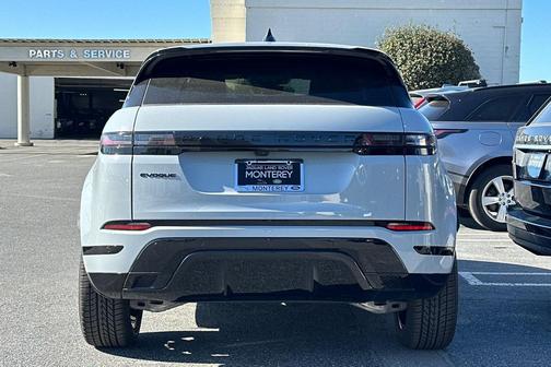 2026 Land Rover Range Rover Evoque Dynamic SE