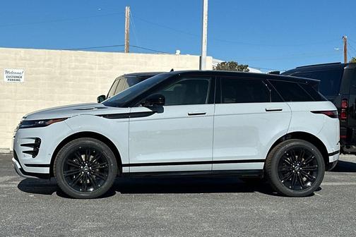 2026 Land Rover Range Rover Evoque Dynamic SE
