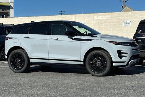 2026 Land Rover Range Rover Evoque Dynamic SE