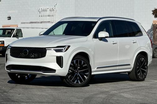 2026 Volvo XC90 B6 Ultra 7-Seater