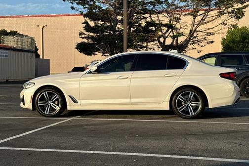 2021 BMW 530 530i