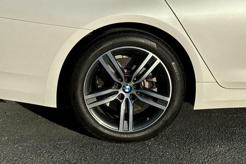 2021 BMW 530 530i